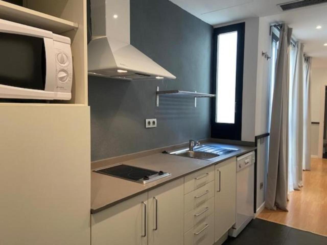 Apartament Liceu By Gaiarooms