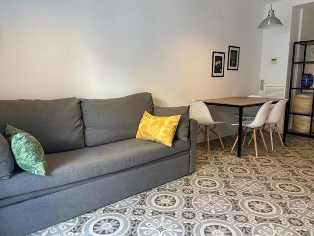 Apartament Liceu By Gaiarooms Barcelona